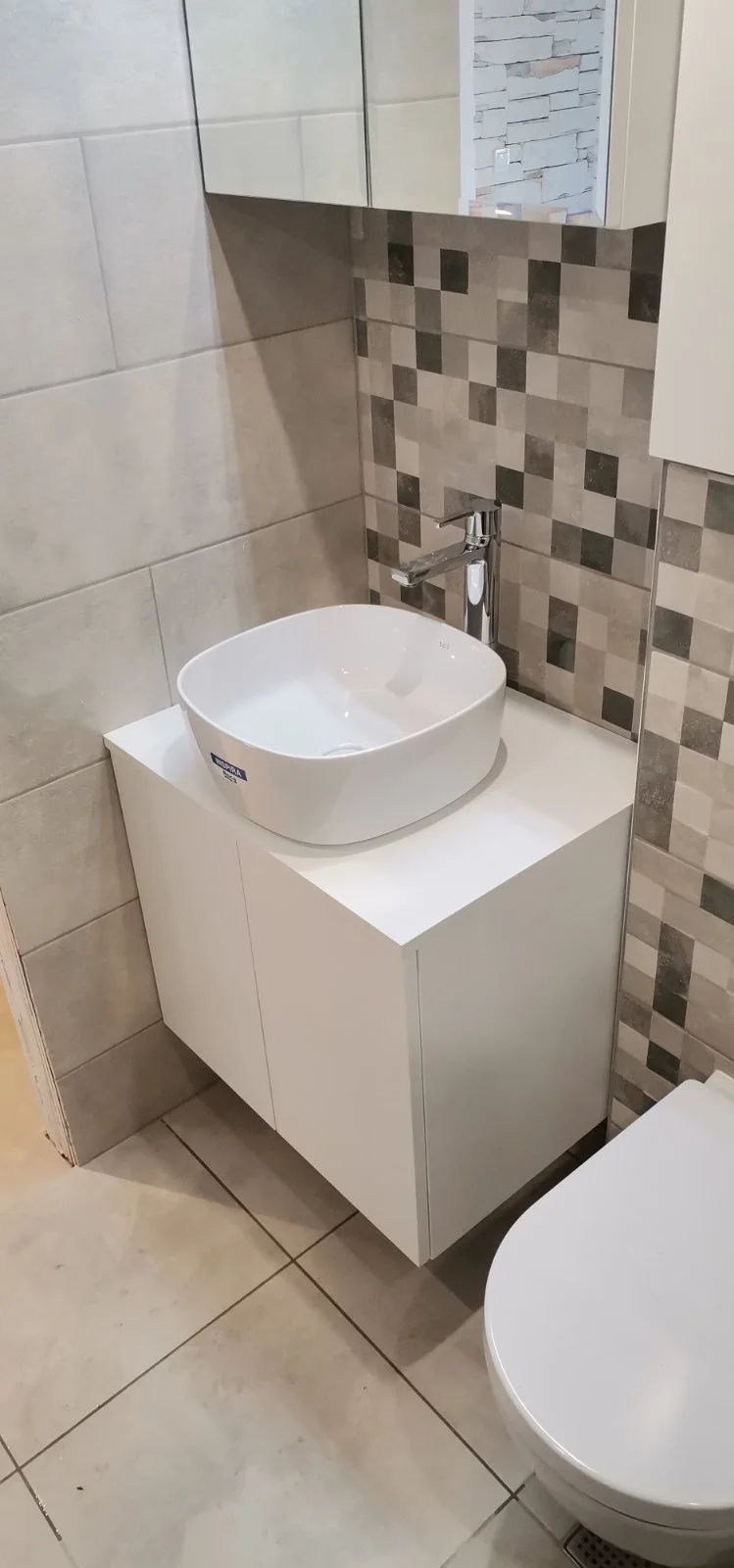 PVC шкафове за баня — втори изглед